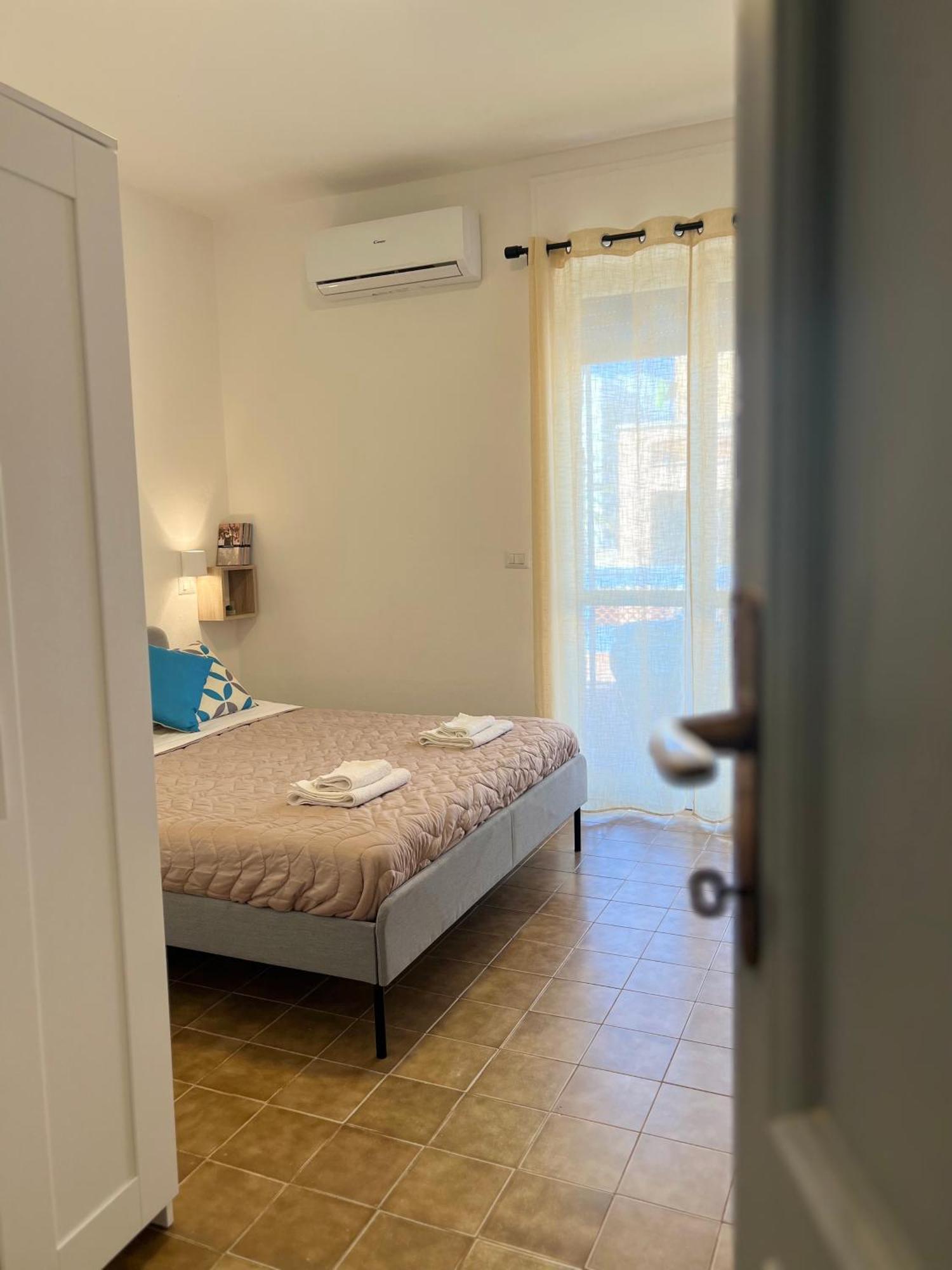Blue Terrace Guest House Алгеро Екстериор снимка