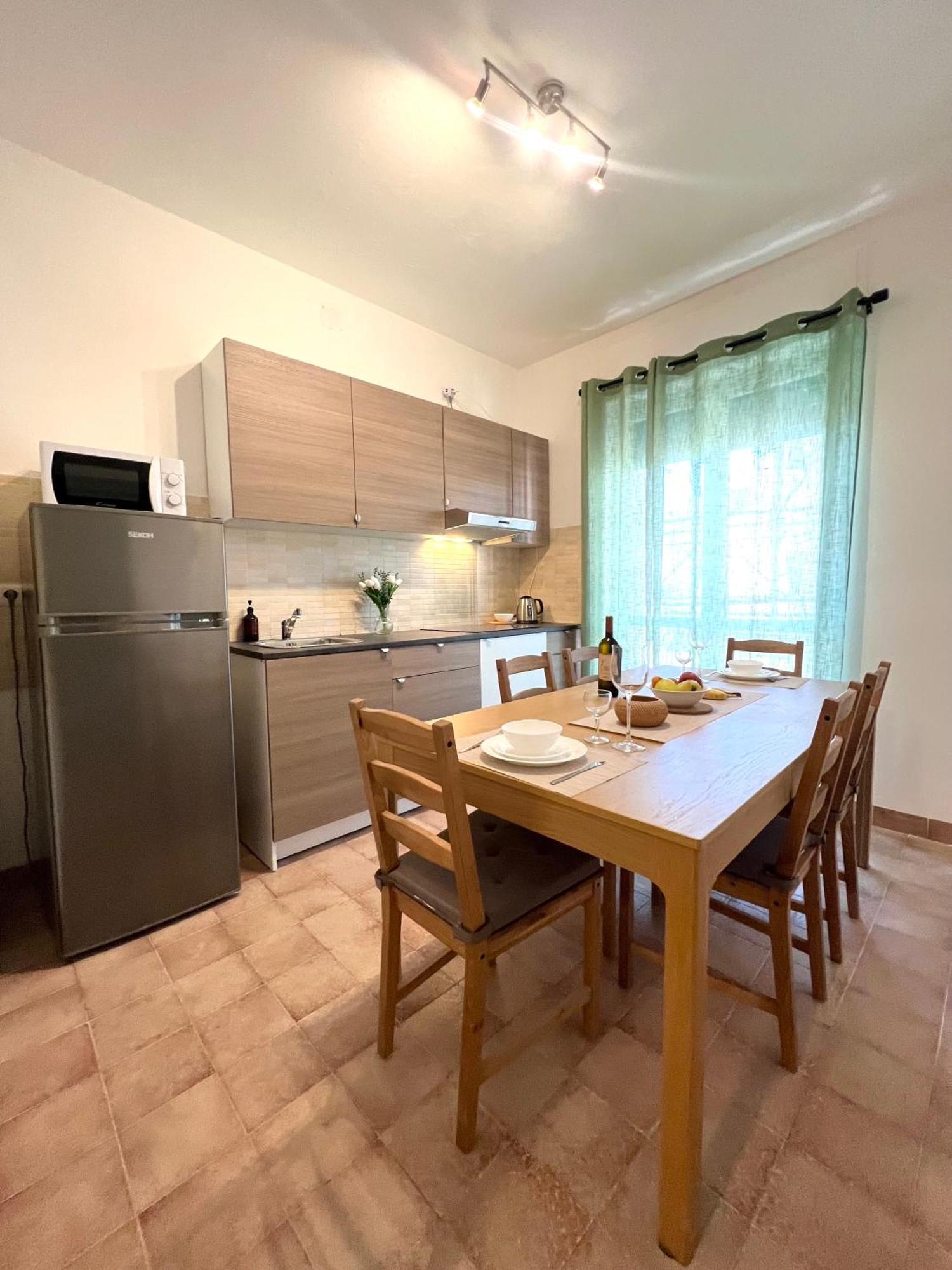 Blue Terrace Guest House Алгеро Екстериор снимка
