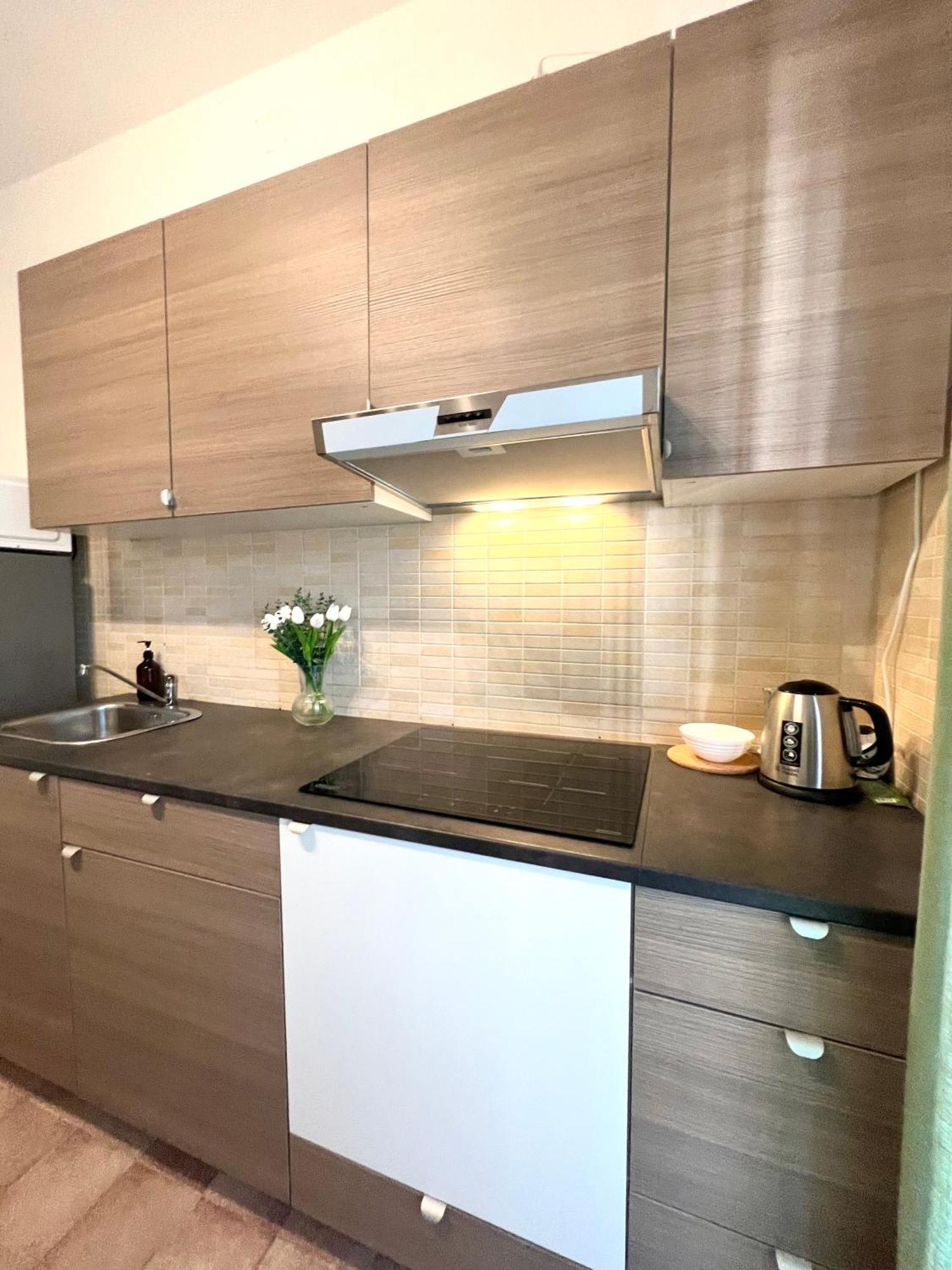 Blue Terrace Guest House Алгеро Екстериор снимка