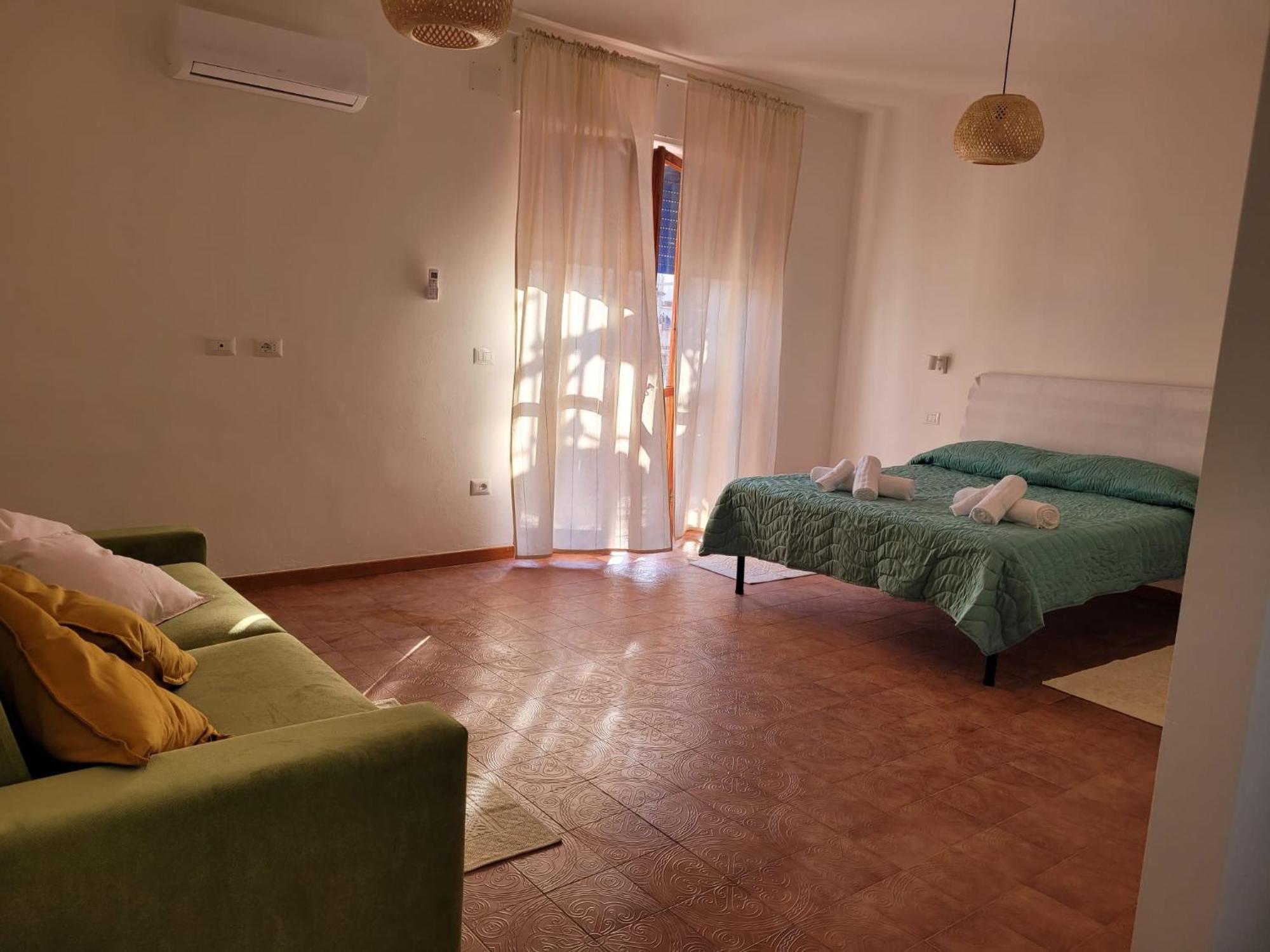 Blue Terrace Guest House Алгеро Екстериор снимка